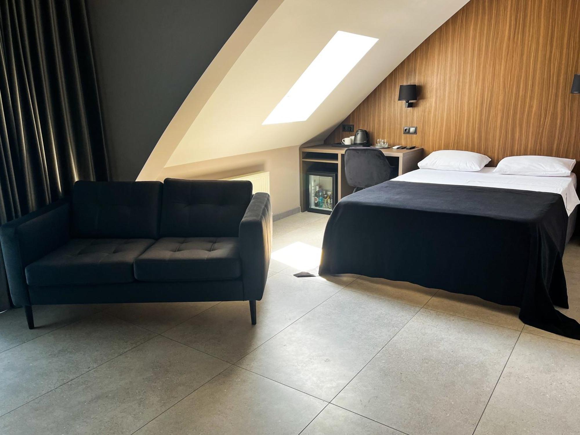 Komilfo Hotel 3*